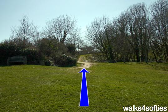 Walk direction photograph: 16 for walk Peveril Point and Swanage, Durlston, Dorset, South West England.
